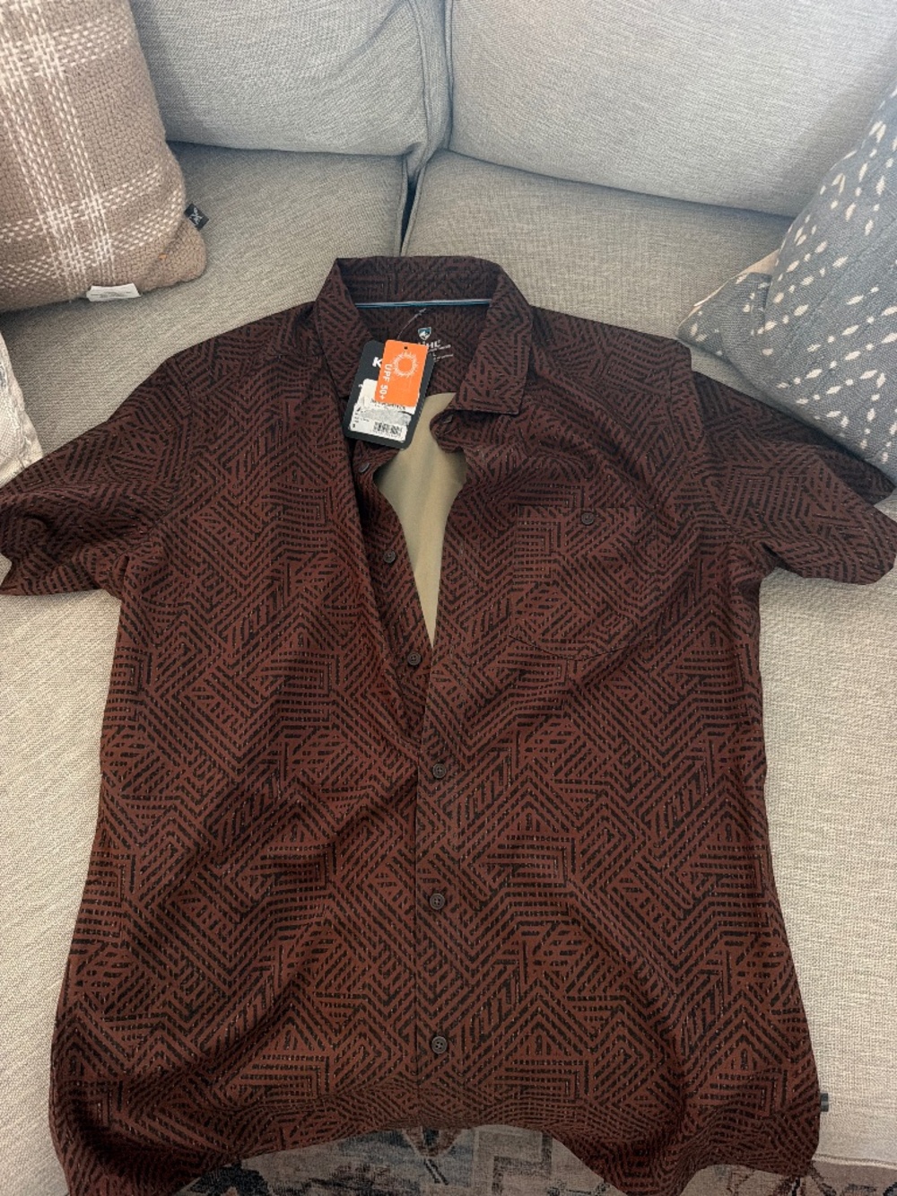 Men’s Kuhl button up; short sleeve
